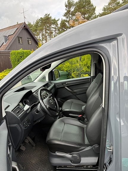 Volkswagen Caddy 8 of 8