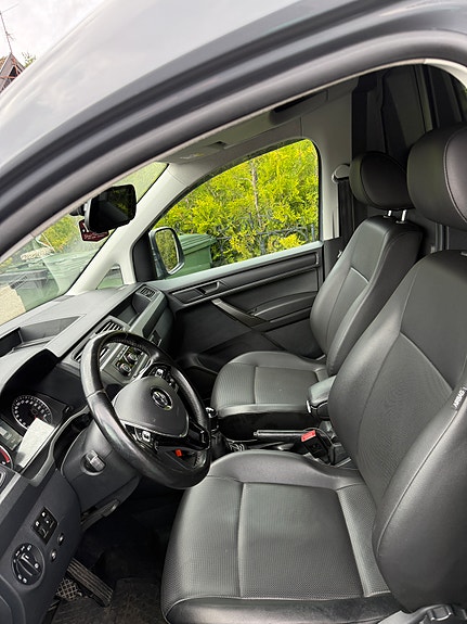 Volkswagen Caddy 5 of 5