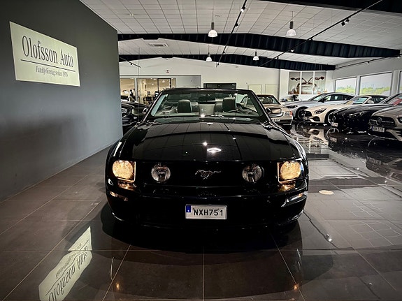 Ford Mustang 10 of 10