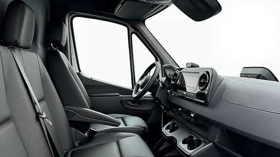 Mercedes-Benz Sprinter 317 3 of 11