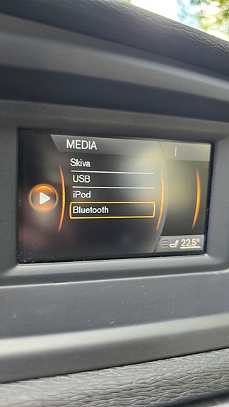 Volvo V40 12 of 18