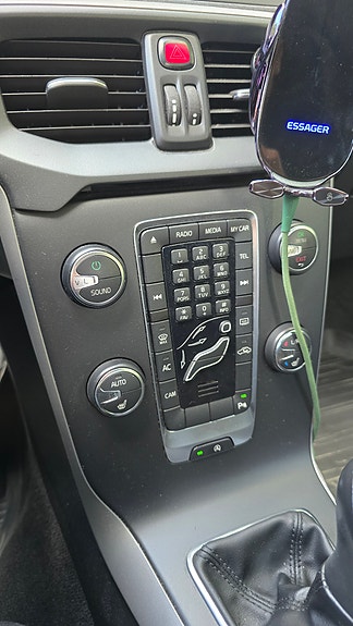Volvo V40 10 of 18
