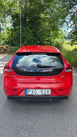 Volvo V40 5 of 5