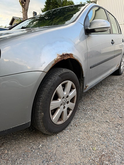 Volkswagen Golf V 9 of 9