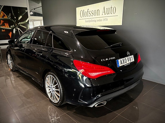 Mercedes-Benz CLA200 3 of 5