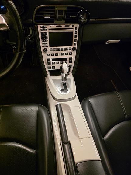 Porsche 911 Carrera 4 6 of 6