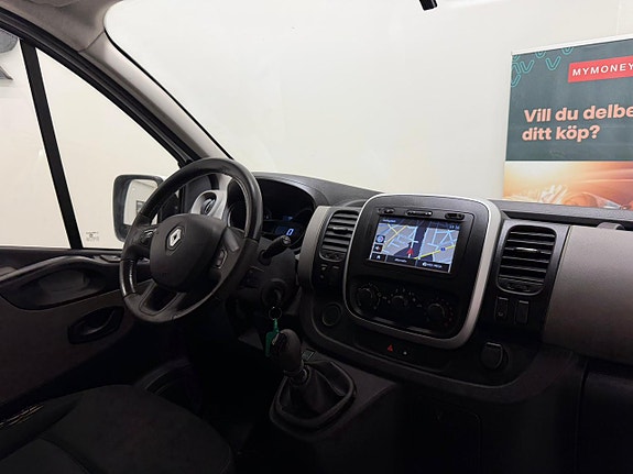 Renault Trafic 2 of 5