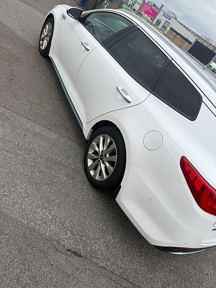 Kia Optima 4 of 5