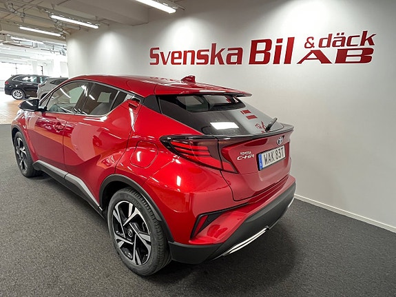 Toyota C-HR 8 of 23