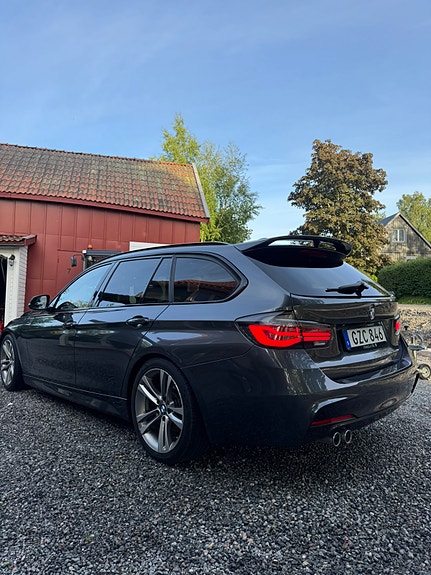 BMW 320d 4 of 13