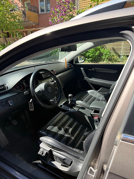 Volkswagen Passat 5 of 5