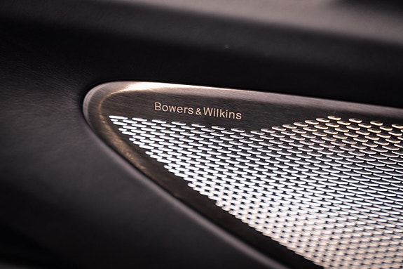 Aston Martin Vantage 22 of 22