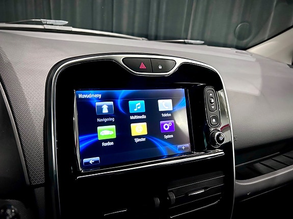 Renault Clio 30 of 30