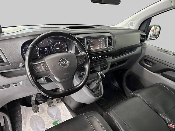 Opel Vivaro 7 of 17