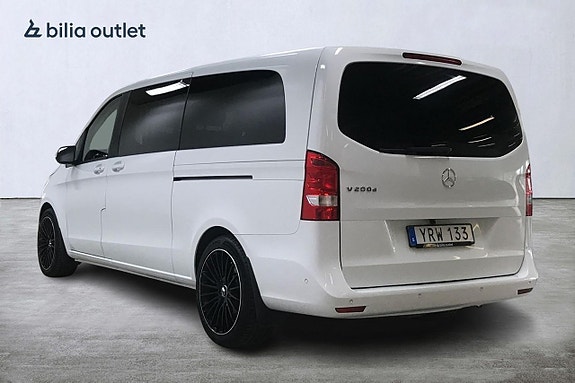 Mercedes-Benz V200 8 of 22