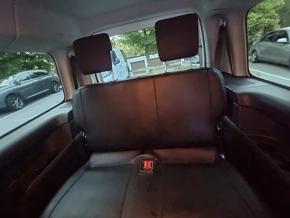 Volkswagen Caddy Maxi 6 of 7