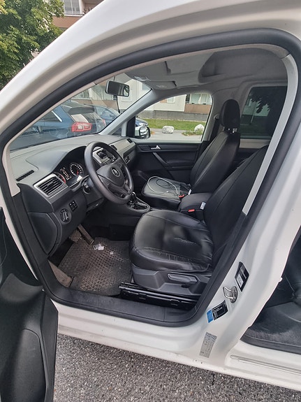 Volkswagen Caddy Maxi 5 of 7