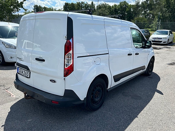 Ford Transit Connect 4 of 5