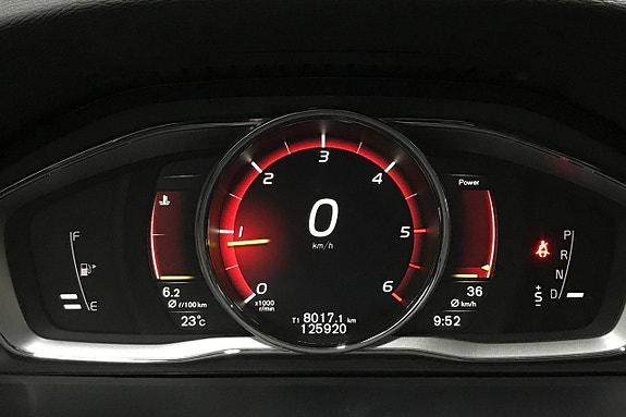 Volvo V60 Cross Country 17 of 26