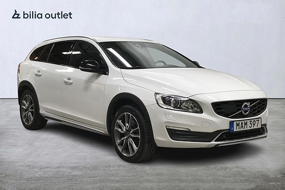 Volvo V60 Cross Country 4 of 5