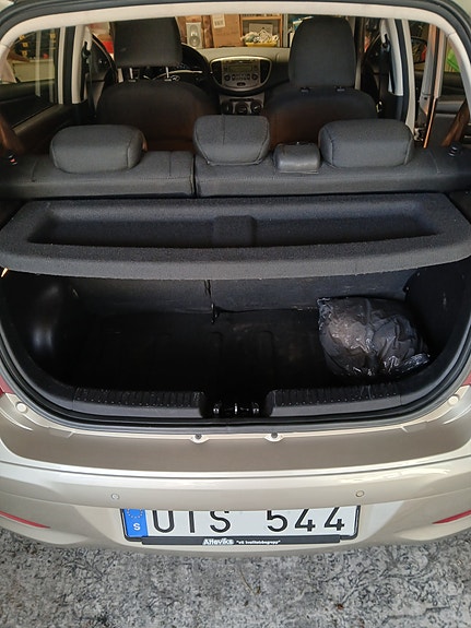 Hyundai i10 4 of 5