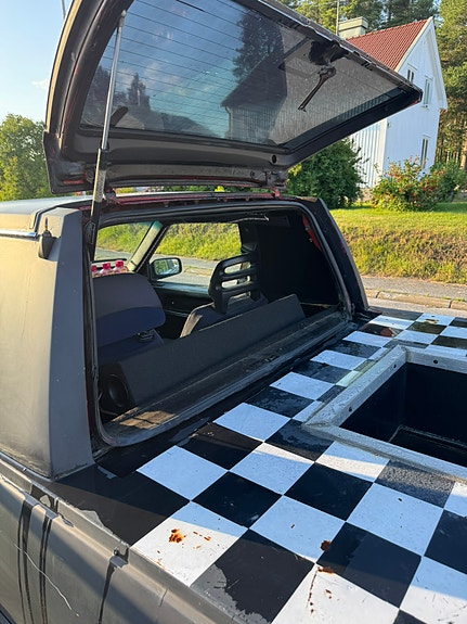 Volvo 740 6 of 8