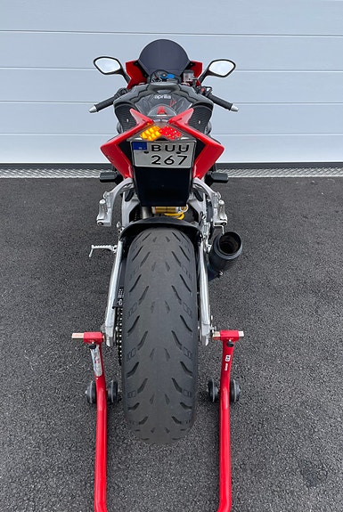 Aprilia RSV4 R APRC 5 of 5