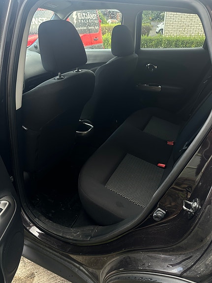 Nissan Juke 7 of 9