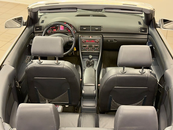 Audi A4 9 of 17