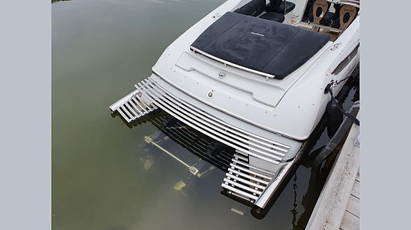 Hydrolift C31 Carbon 2x Yanmar 315 4 of 5