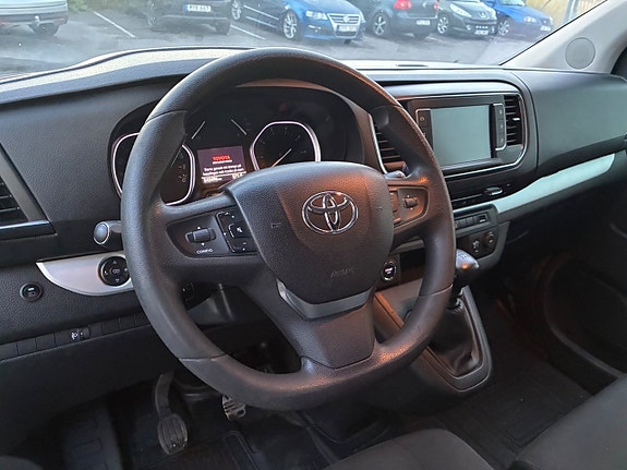 Toyota Proace Verso 9 of 13