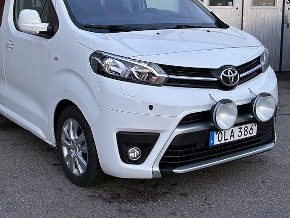 Toyota Proace Verso 3 of 5