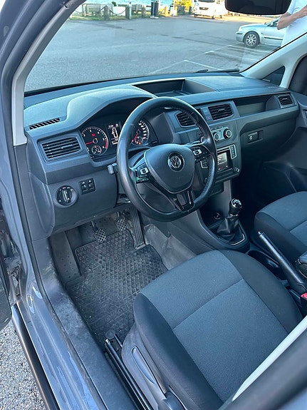 Volkswagen Caddy 9 of 11