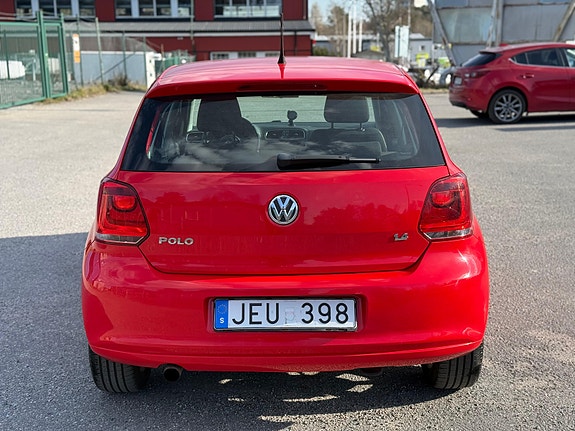Volkswagen Polo 4 of 15
