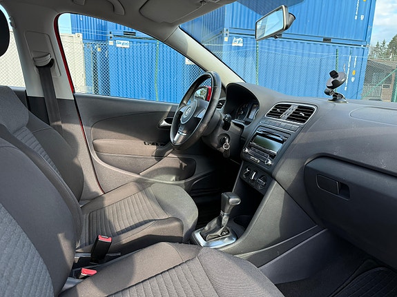 Volkswagen Polo 12 of 15
