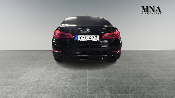 BMW 520d 4 of 18