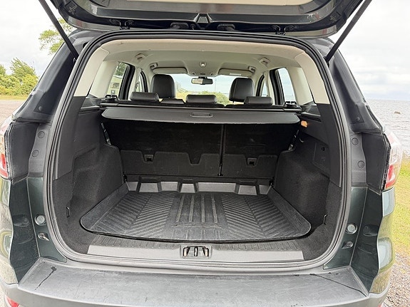 Ford Kuga 12 of 14