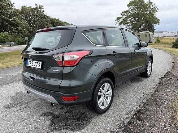 Ford Kuga 4 of 5