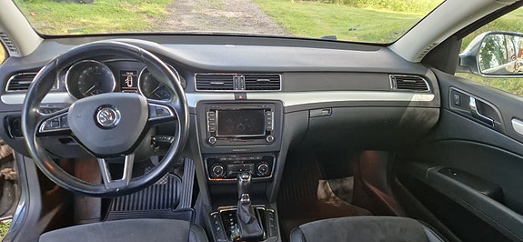 Skoda Superb 6 of 11