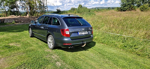 Skoda Superb 3 of 11