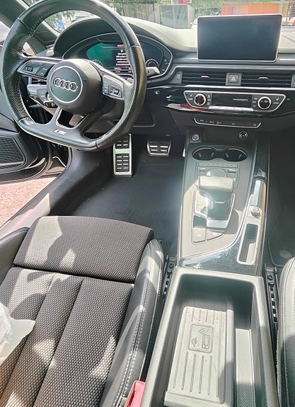 Audi A5 4 of 11