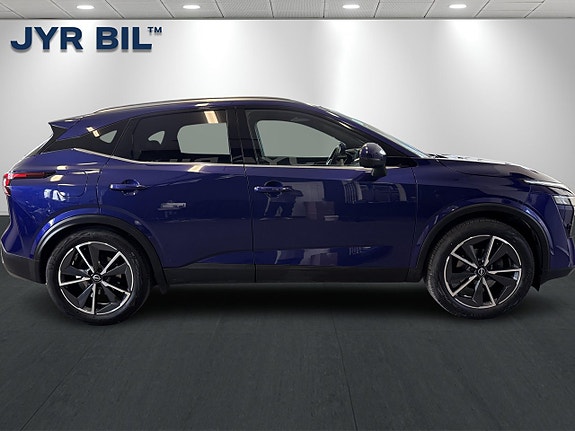 Nissan Qashqai 2 of 5