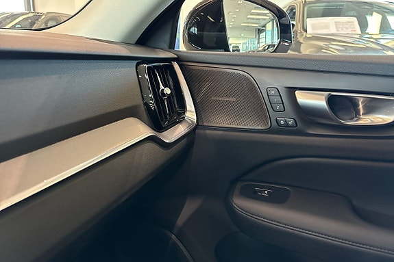 Volvo V60 24 of 30