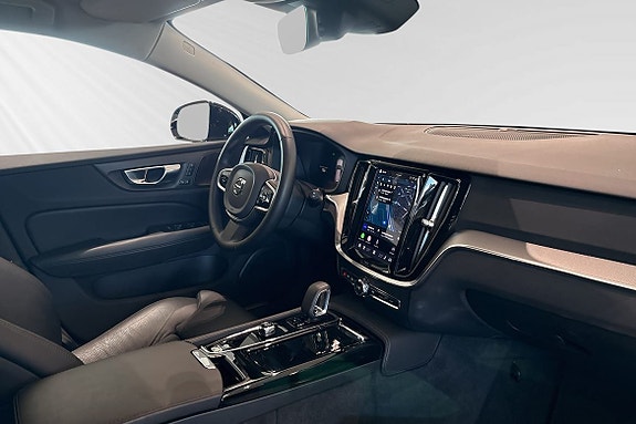 Volvo V60 9 of 30