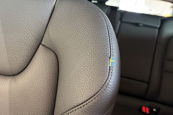 Volvo V60 19 of 30