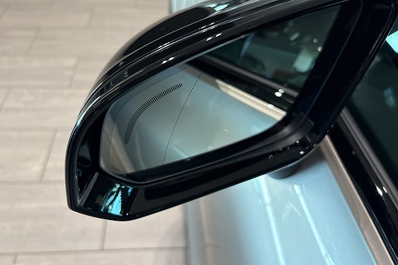 Volvo V60 15 of 30