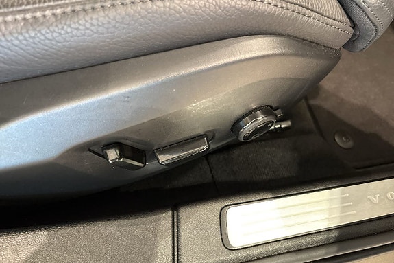 Volvo V60 21 of 30