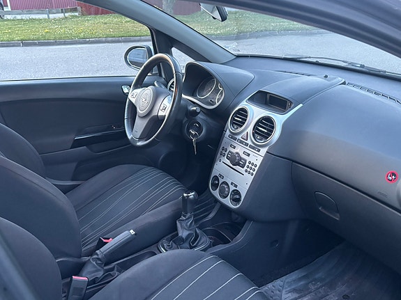 Opel Corsa 6 of 11