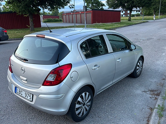 Opel Corsa 4 of 5