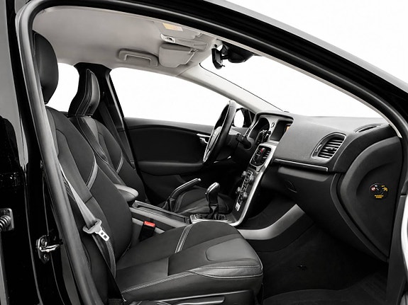 Volvo V40 9 of 9
